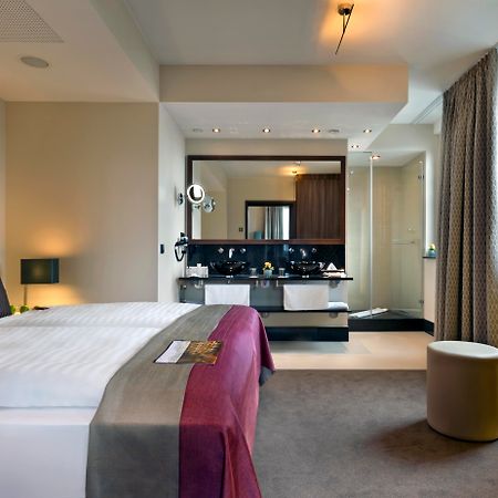 Flemings Selection Hotel Frankfurt-City Frankfurt am Main Bagian luar foto